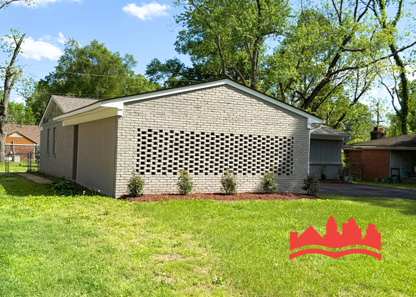 Building Photo - 3470 Northmoor Ave