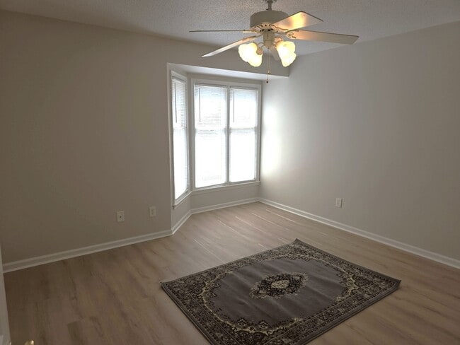 Building Photo - 2811 Edridge Ct