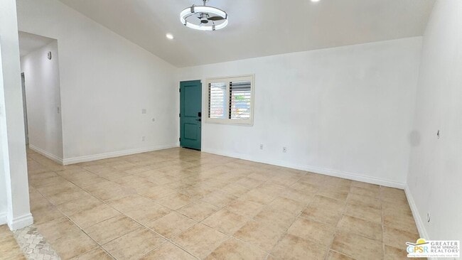 Building Photo - 44734 San Jose Ave