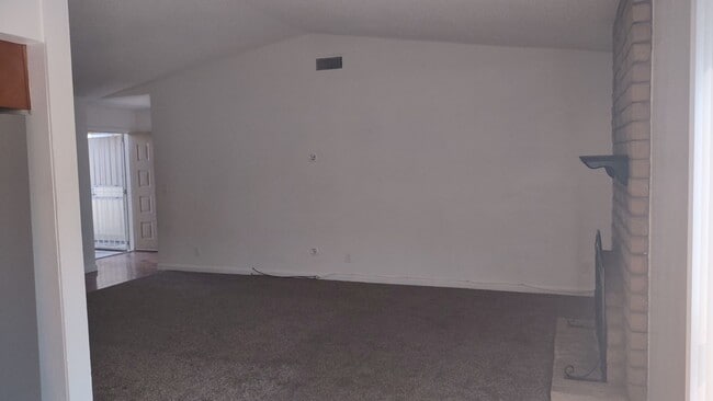 Building Photo - 4111 Ozro Ct