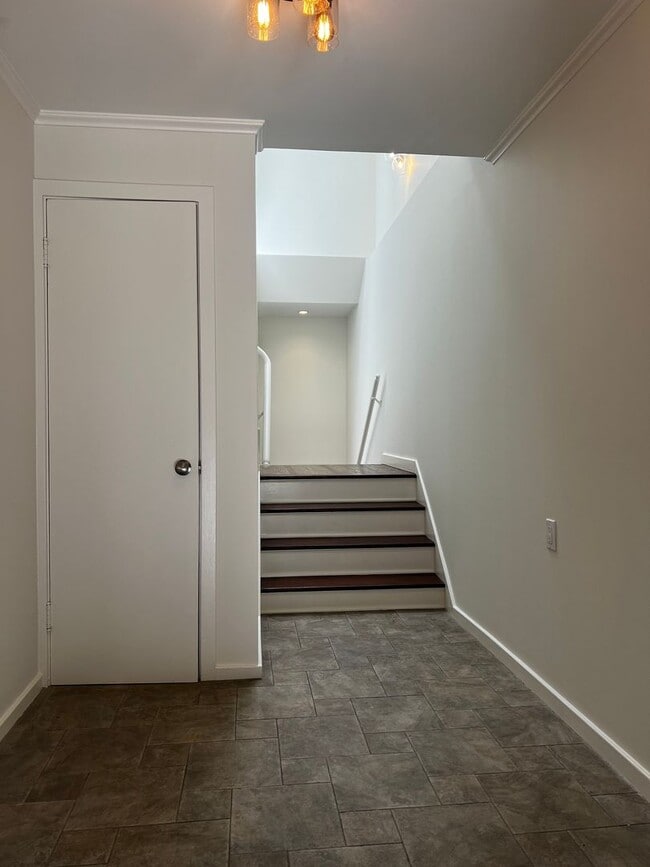 Building Photo - Views for Days Eureka Valley Home.  OPEN HOUSE!!!! THURSDAY, MAY 21 FROM 4:00 PM - 6:30 PM.