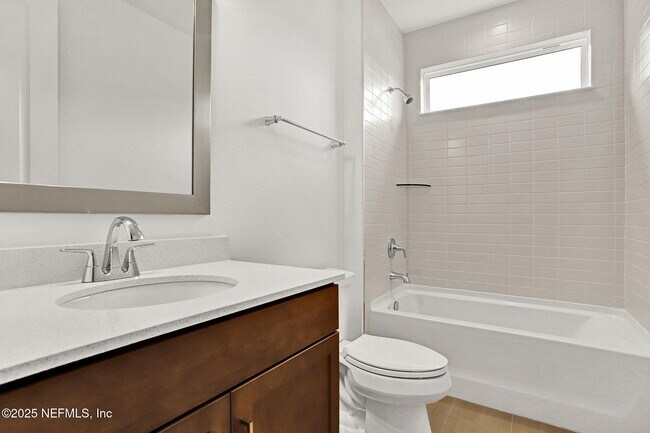 Building Photo - 119 Latham Dr