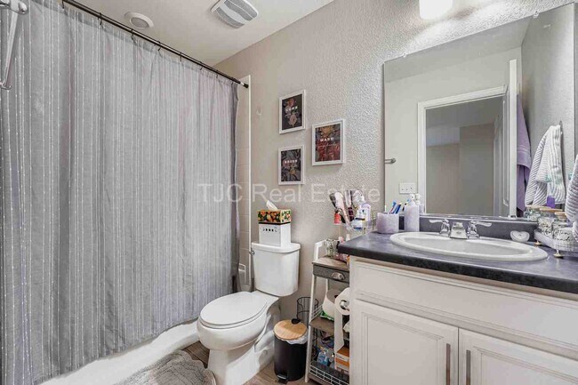 Building Photo - 21207 E 59th Pl