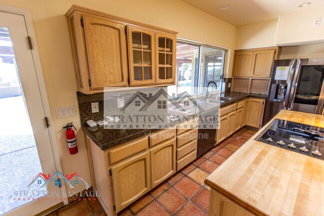 Building Photo - 39614 N 7th St