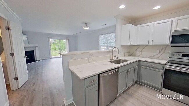 Building Photo - 1202 Savin Landing