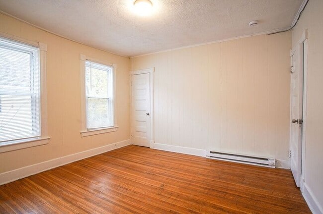 Building Photo - 51-53 Leyfred Ter