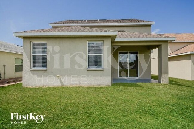 Building Photo - 7228 53rd Pl E