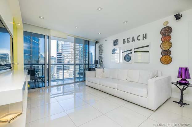Building Photo - 475 Brickell Ave