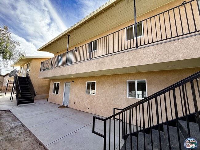 Building Photo - 912 Fourth St