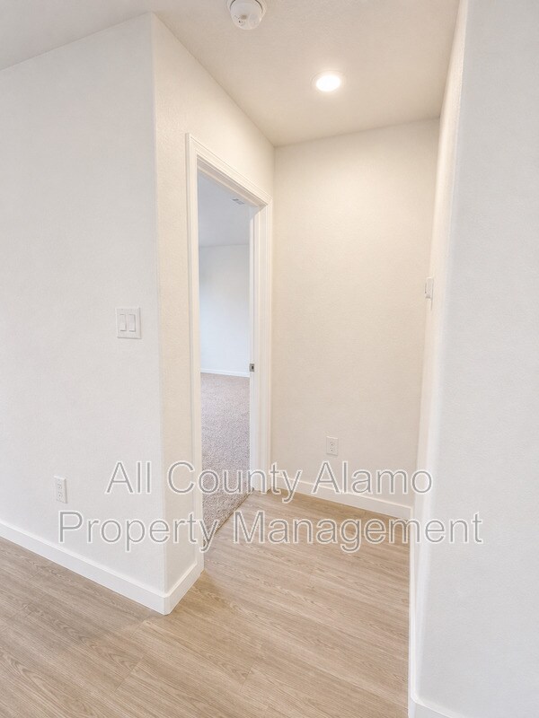 Building Photo - 9258 Honey Mesquite