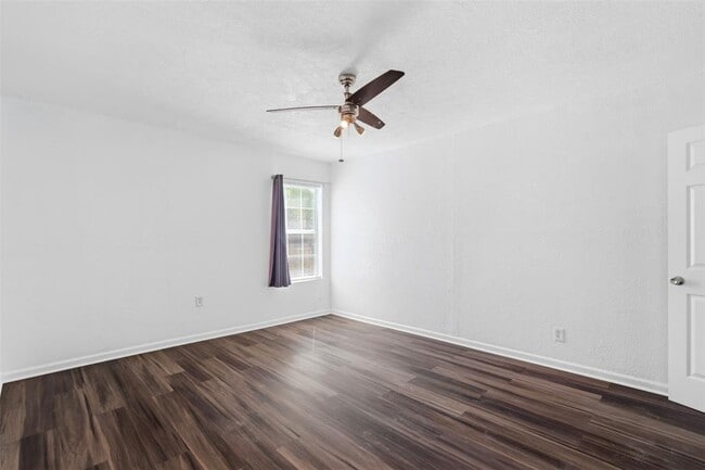 Building Photo - 206 Oscar St