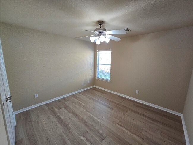 Building Photo - 24710 Tribeca Ln