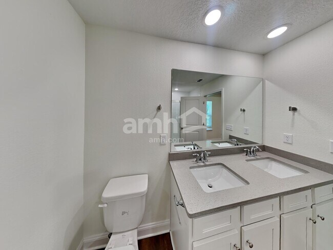 Building Photo - 12674 Percy Ln