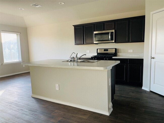 Building Photo - 21328 Pne Ml Dr