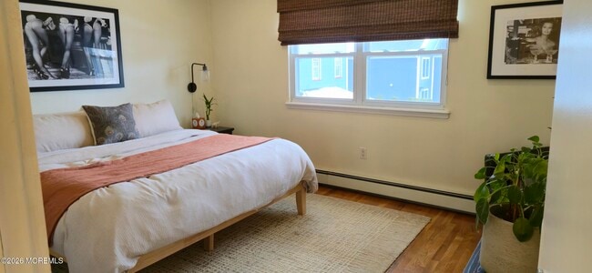 Building Photo - 301 Sixth Ave