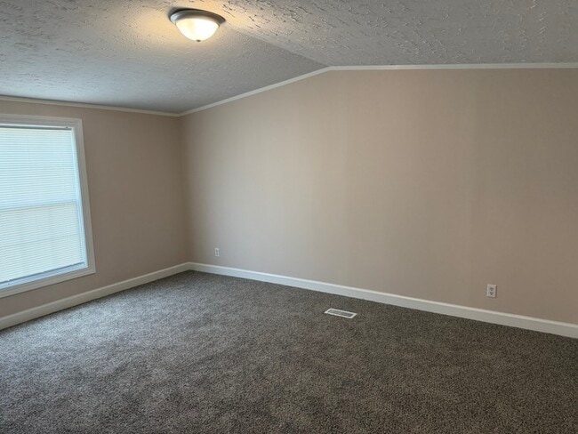 Building Photo - 230 Hibiscus Ln