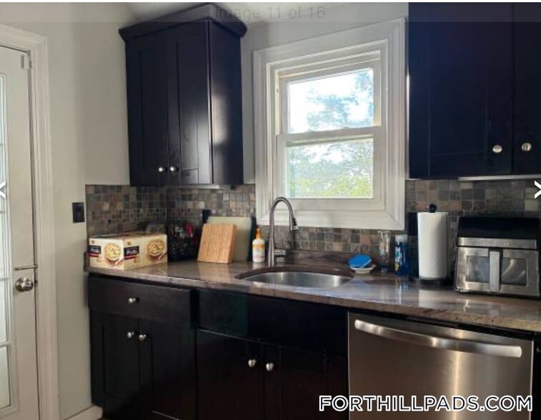 Building Photo - 88 Cedar St