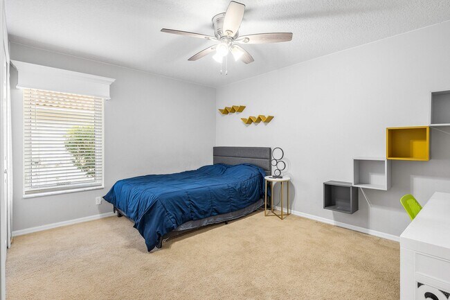 Building Photo - 20376 Hacienda Ct