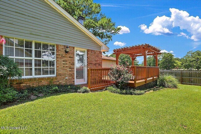 Building Photo - 607 Harbor Ridge Dr