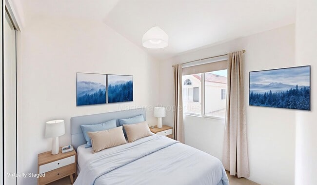 Building Photo - Beautiful 3 Bedroom Home in Eastside Costa Mesa