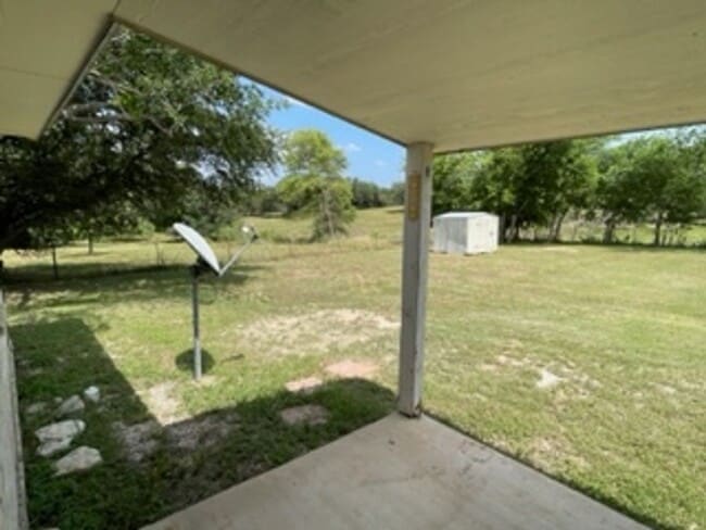 Building Photo - 1312 Central Texas Expy