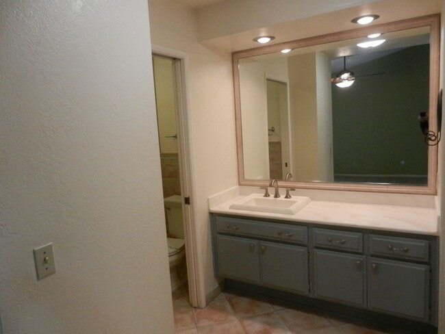 Building Photo - 4473 Augusta Dr