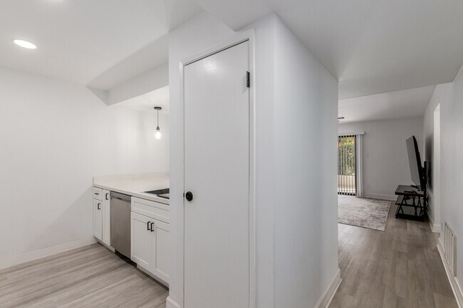 Building Photo - 3314 N 68th St