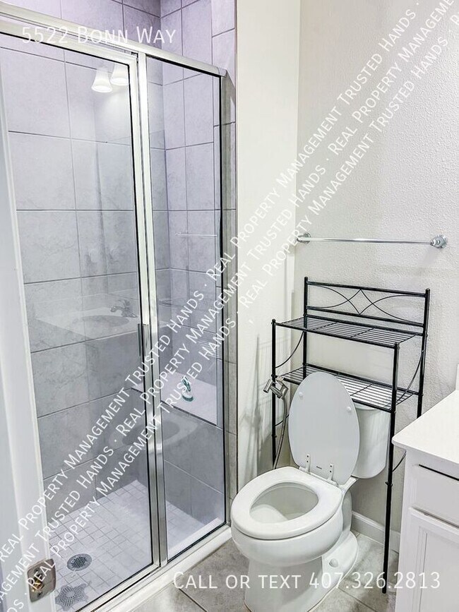Building Photo - 5522 Bonn Way