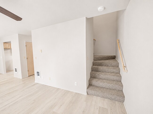 Building Photo - 2950 NE Nikki Ct