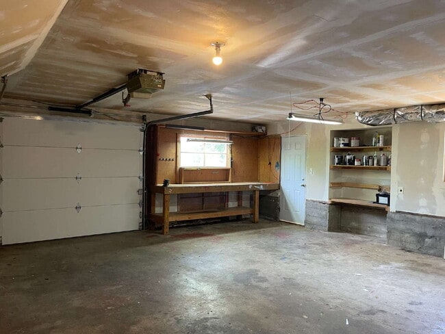 Building Photo - Spacious 3-Bedroom Home with Bonus Room & Two-Car Garage