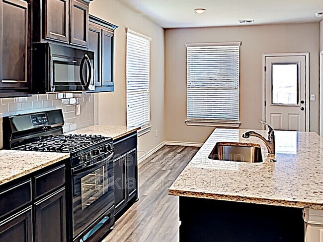 Building Photo - 9521 Timberwind Ln