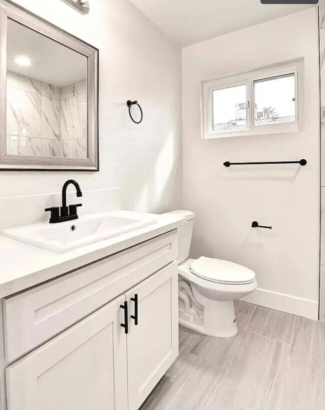 Building Photo - 2841 Utah Ave