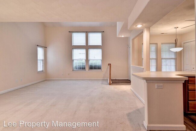 Building Photo - 2 br, 2.5 bath House - 120 Buttonwood Lane