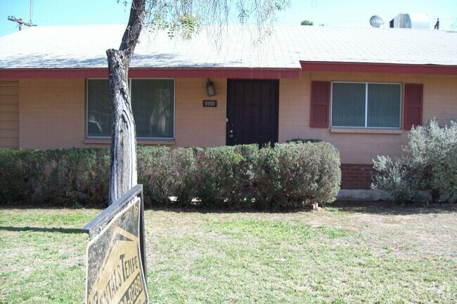 Building Photo - 4111 S College Ave