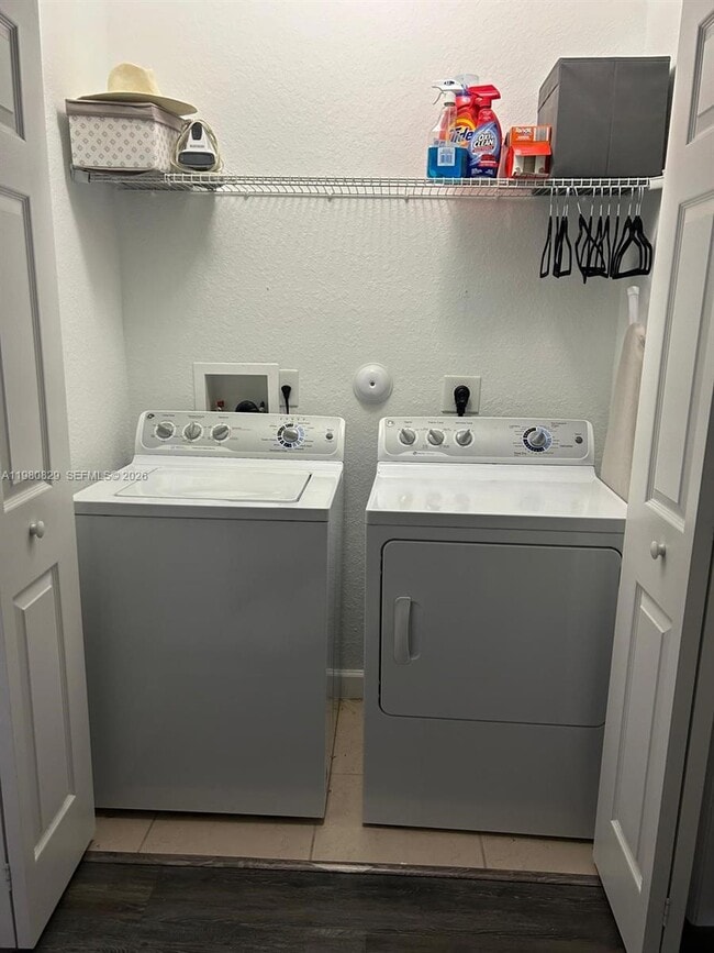 Building Photo - 11625 NW 87th Ln