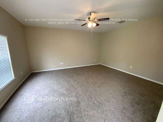 Building Photo - 2235 Roanoke Springs Dr