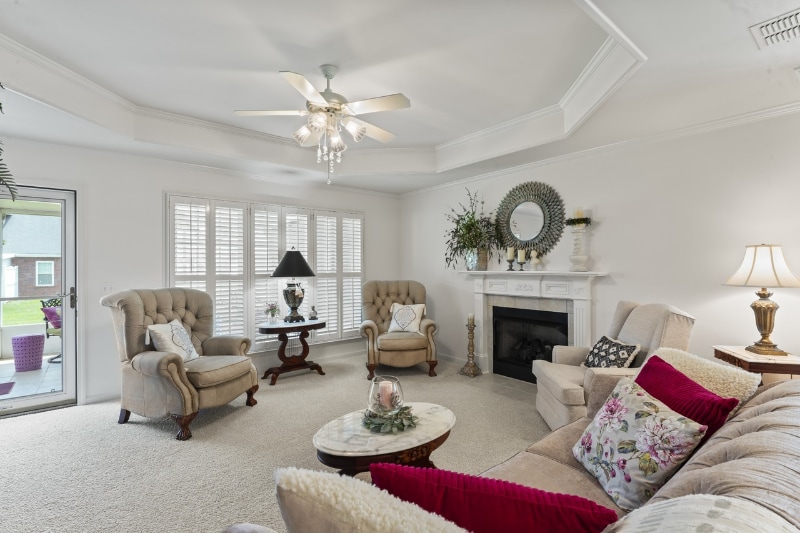 Building Photo - 2808 Stonehedge Dr