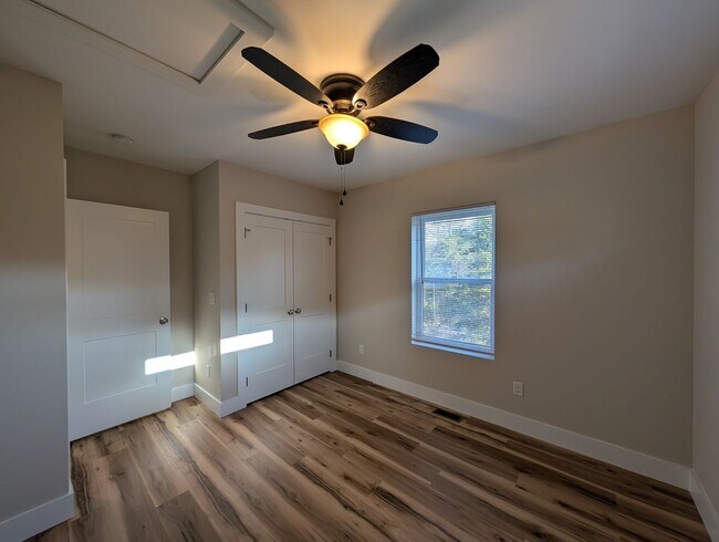 Building Photo - Swannanoa Rental