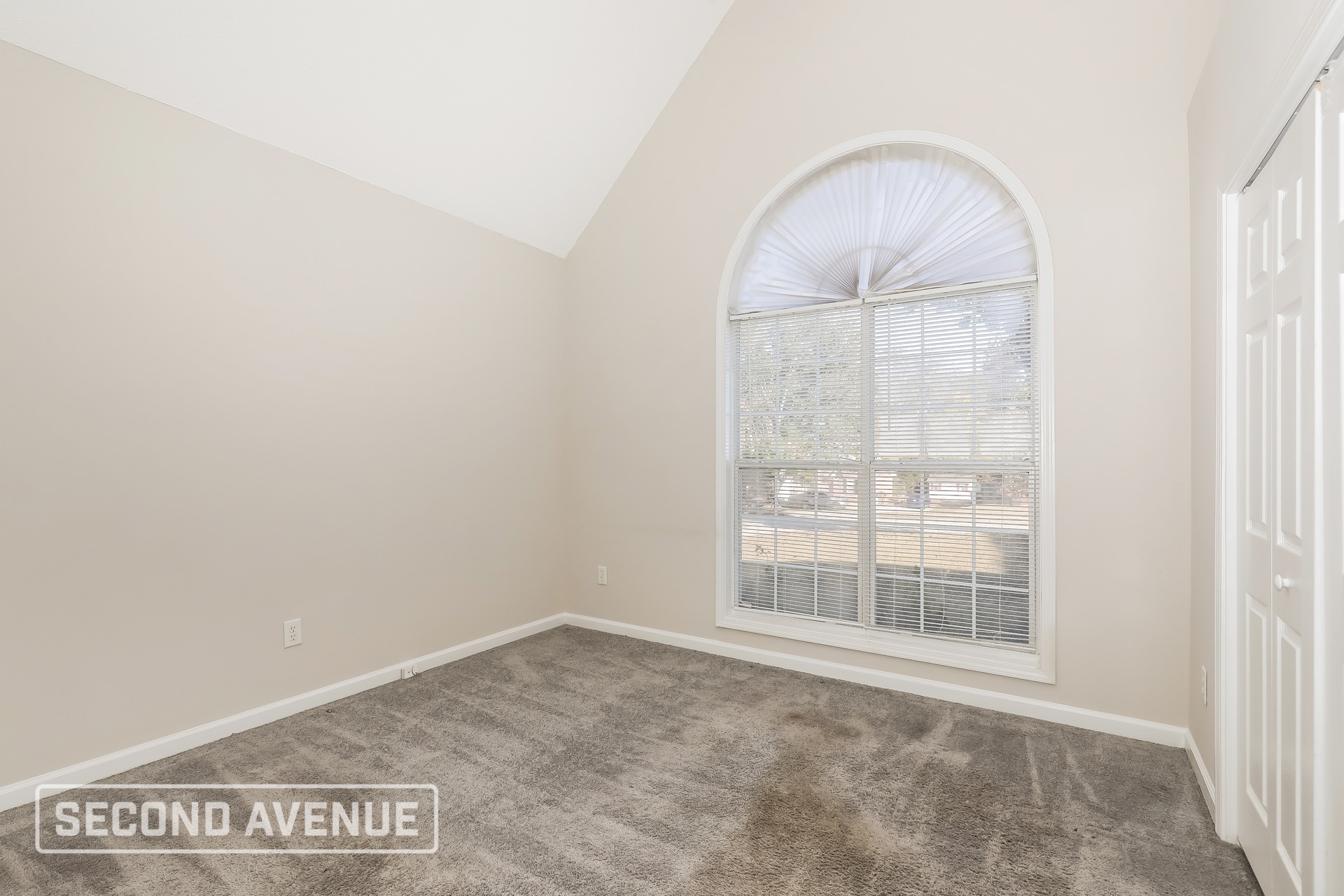 Building Photo - 1008 Maria Dr