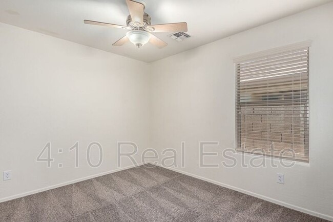 Building Photo - 34808 N Barzona Trail