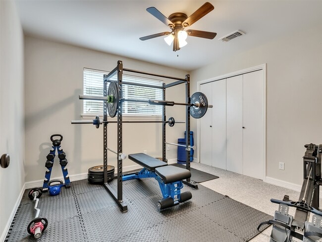 Building Photo - 2811 Quincannon Ln