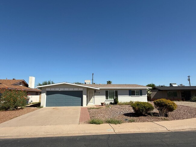 Primary Photo - Remodeled 3 Bedroom Home Tempe