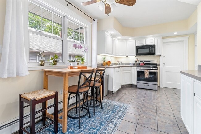 Building Photo - 69 Orchard St