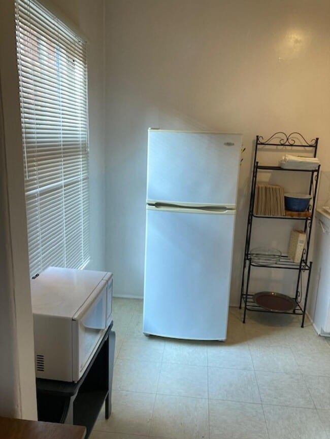 Building Photo - The Metz Apartments - 1 bedroom