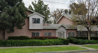 Building Photo - 1722 Toberman St