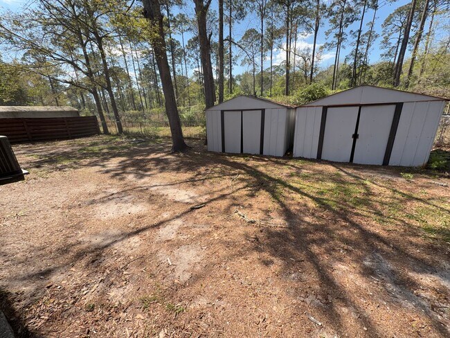Building Photo - 812 Ridgewood Way