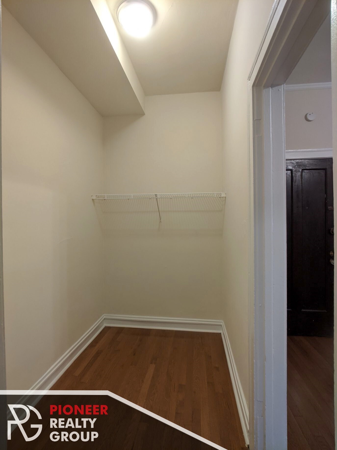 Building Photo - 4647 N Paulina St