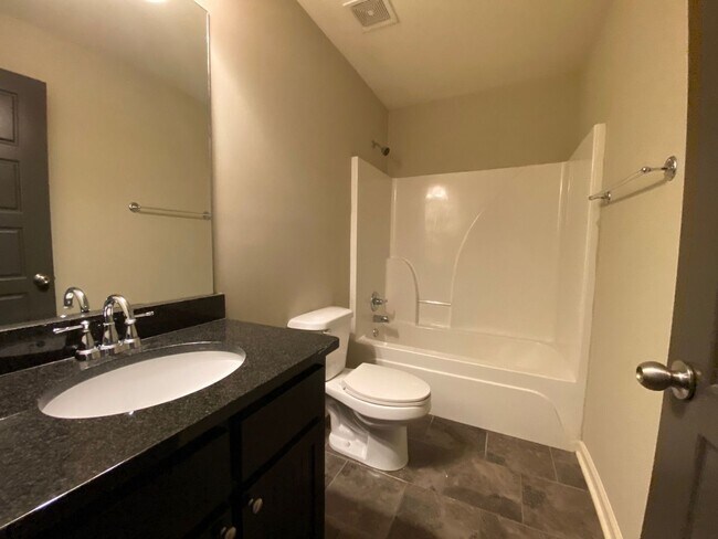 Building Photo - PRE-LEASING FOR AUGUST 2026!