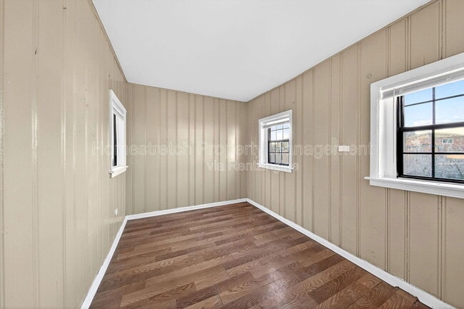 Building Photo - 4555 Ruskin Ave