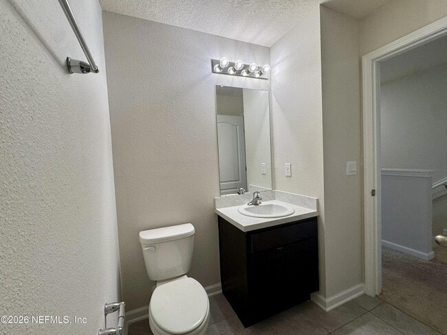 Building Photo - 3992 Vlg Vw Ln